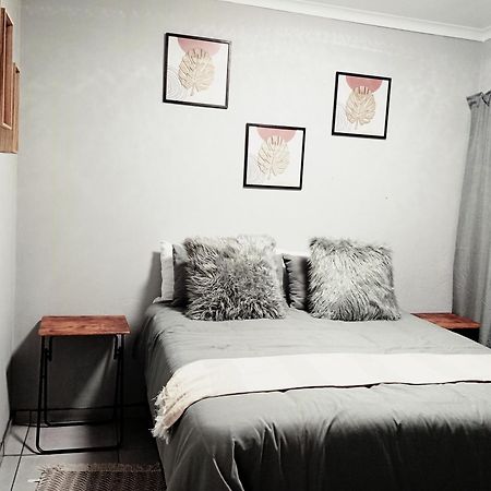 Be Our Guest Near Or Tambo International Airport Apartment Boksburg Exterior photo